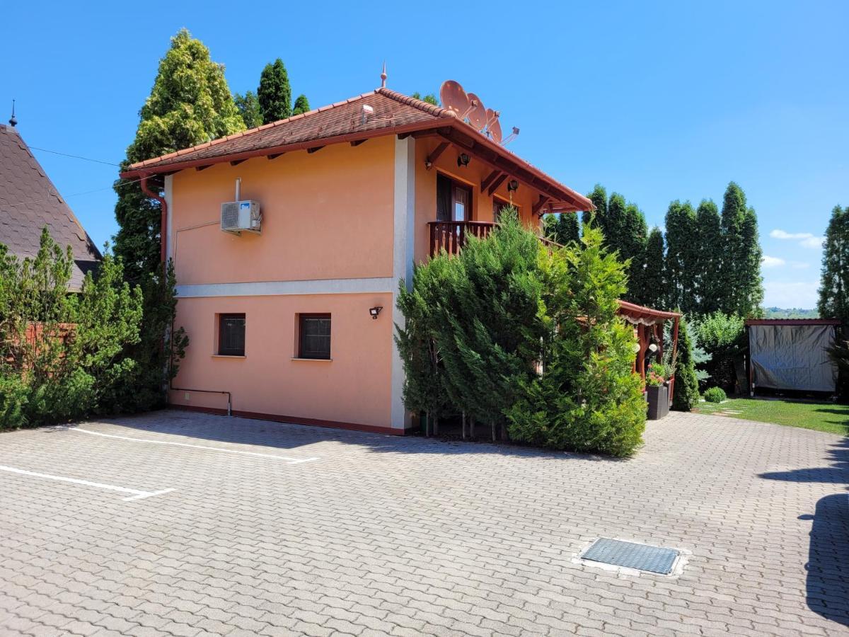 Villa Zlata Praha Хевиз Экстерьер фото
